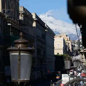 Etnea Aeroporto di Catania Fontana Rossa